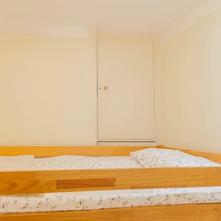 Apartment 'white House' Apartment- Alfama Lisbon