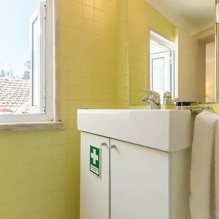 'white House' Apartment- Alfama Apartment Lisbon