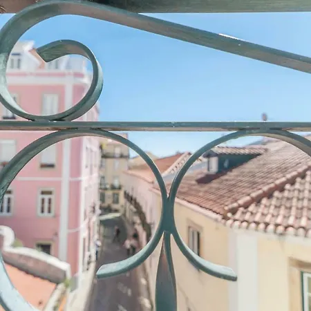 Apartment 'white House' Apartment- Alfama Lisbon